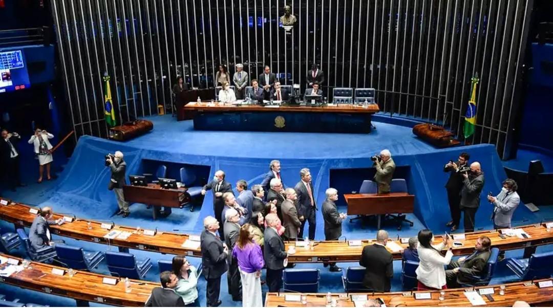 Novo PL de criptomoedas reacende discussão sobre regra “anti-FTX” no Brasil