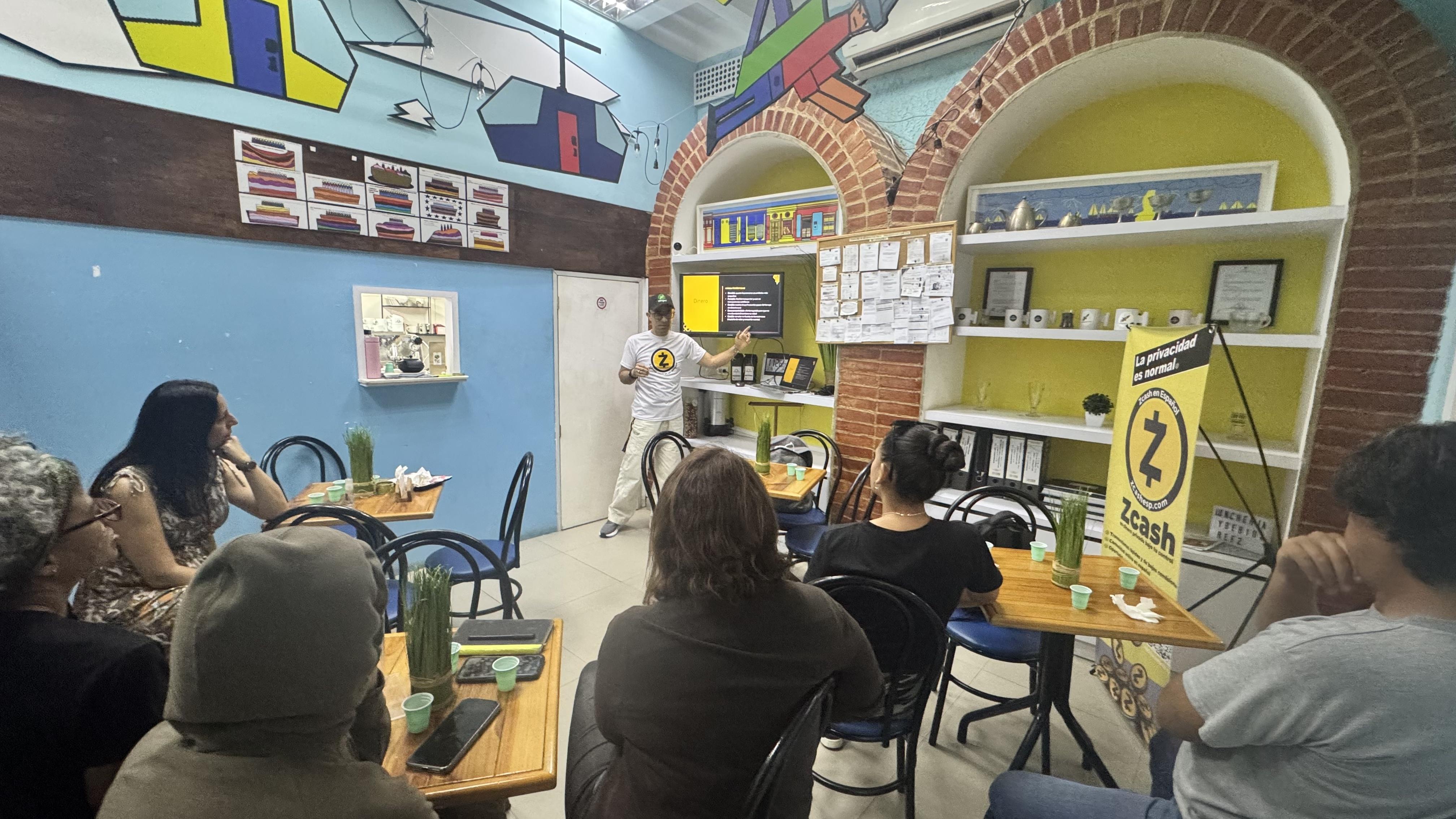Charla sobre dinero, blockchain y Zcash