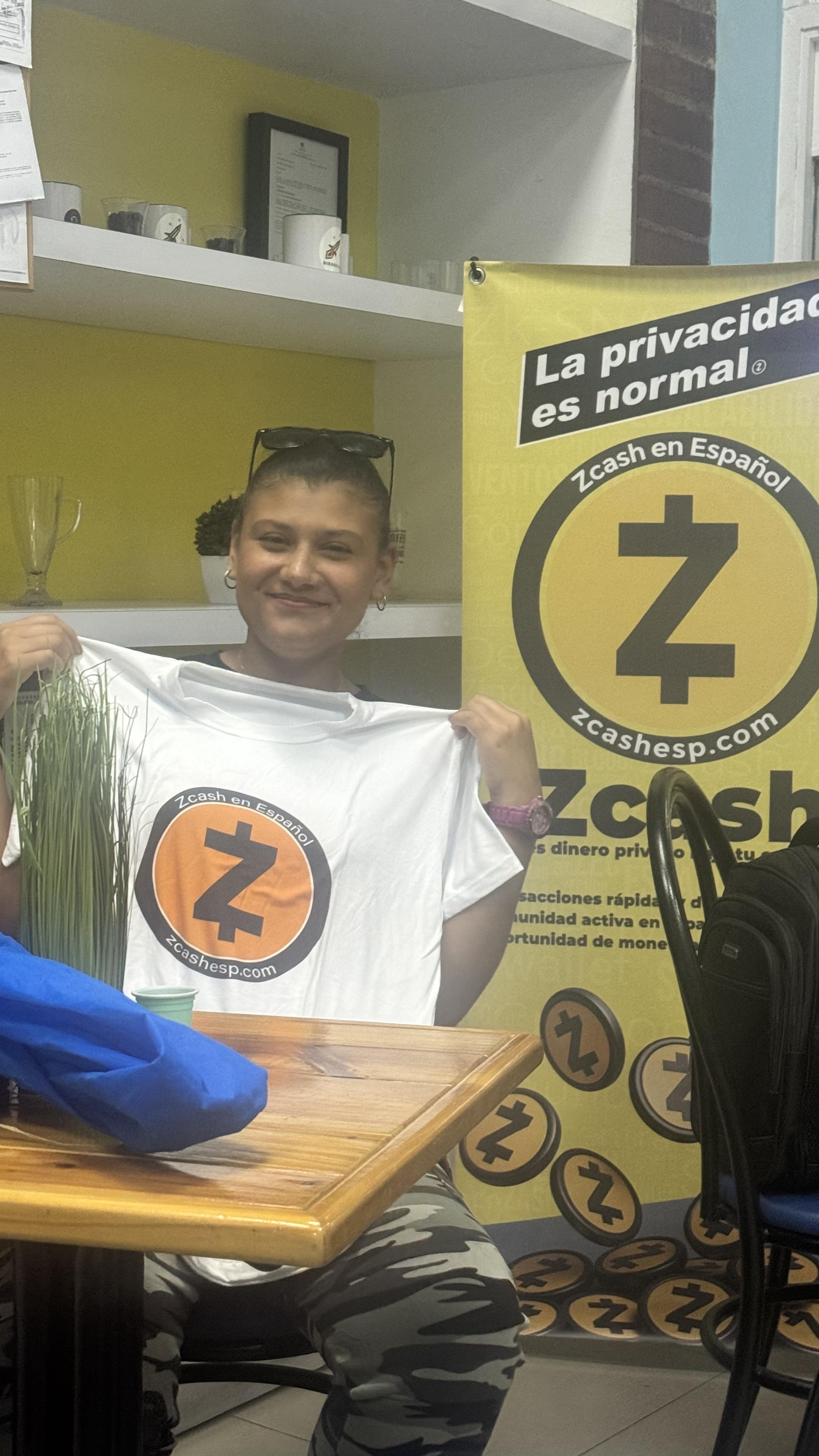 Ganadora de una franela Zcash