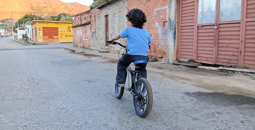 Para "estar pendiente" tengo que soltarlo